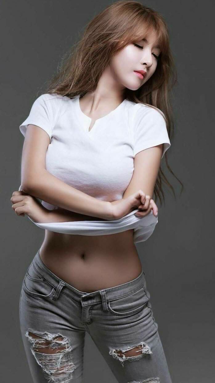 “战术预备：赛前布局的关键作用”，赛前准备阶段